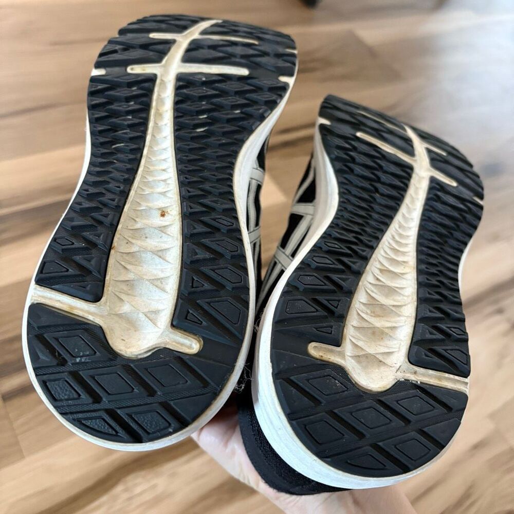 Asics Patriot 12 Running Woman’s Shoes Size 8.5 Black and White - Picture 5 of 7